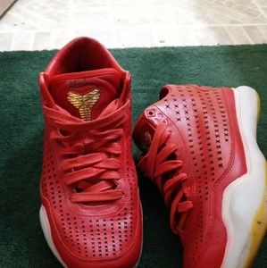 Kobe 10 ext red gum bottoms